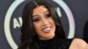 Read more about the article Cardi B Just Used a Frozen Margarita as a Prop to Show Off Her Swirly Blue Manicure